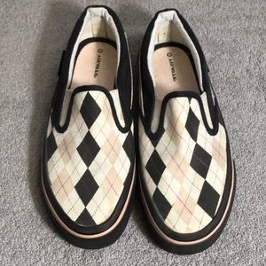 AirWalk slip ons Women’s 7